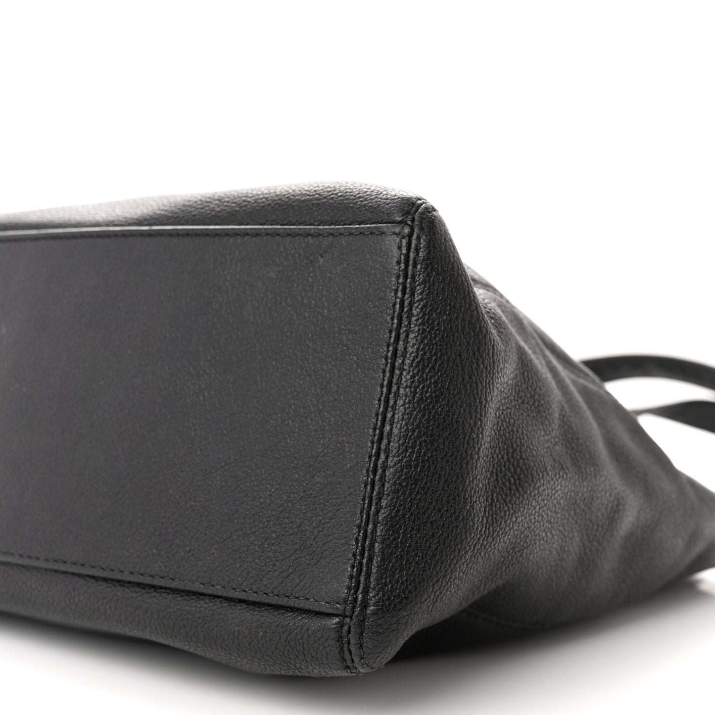 Caviar CC Tote Black