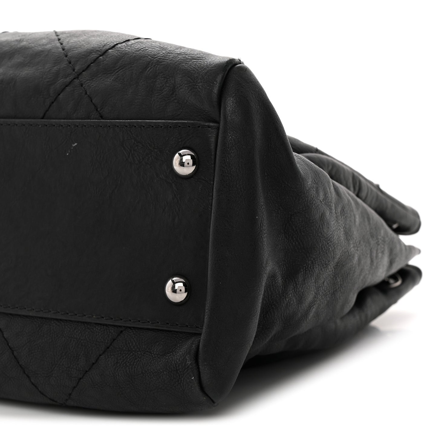 Calfskin Quilted Large Hamptons Flap Black