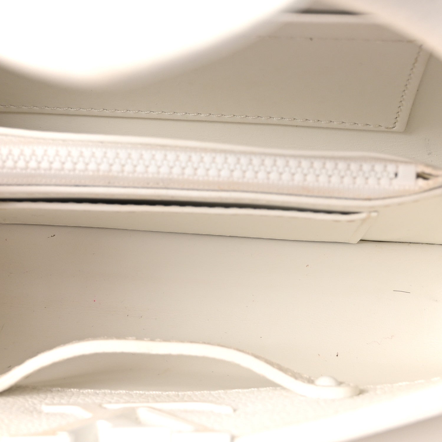 Louis Vuitton Taurillon Capucines East West Mini Optic White 4 of 8