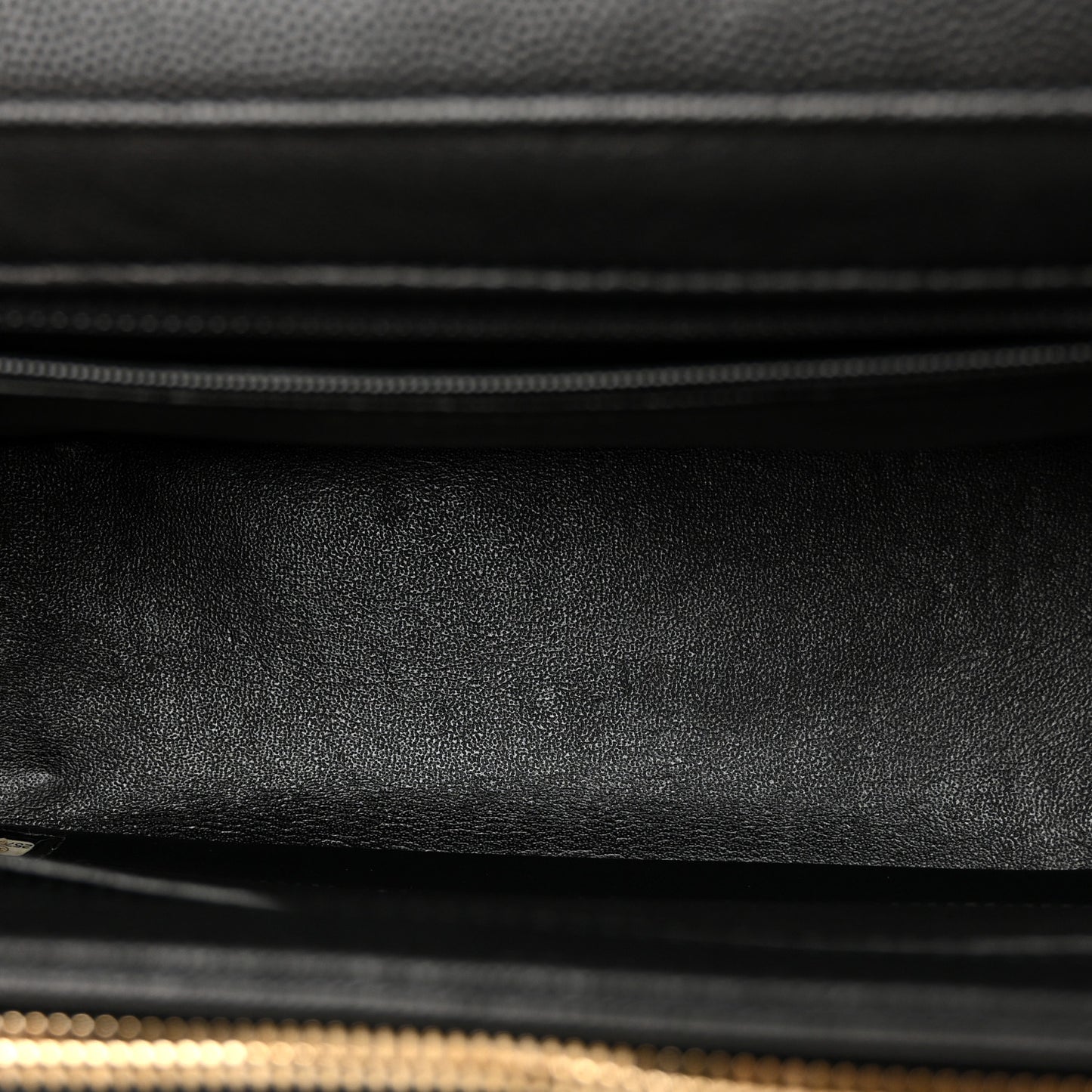 Caviar Quilted Large Business Affinity Flap Black