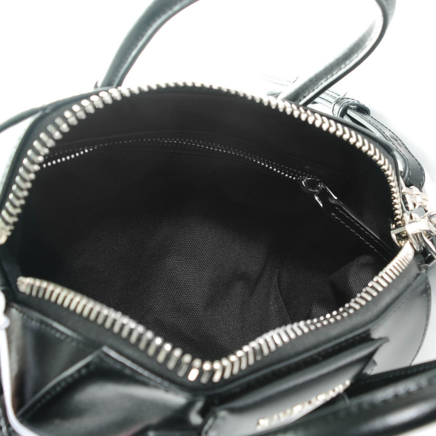 Shiny Lord Calfskin Mini Antigona Black