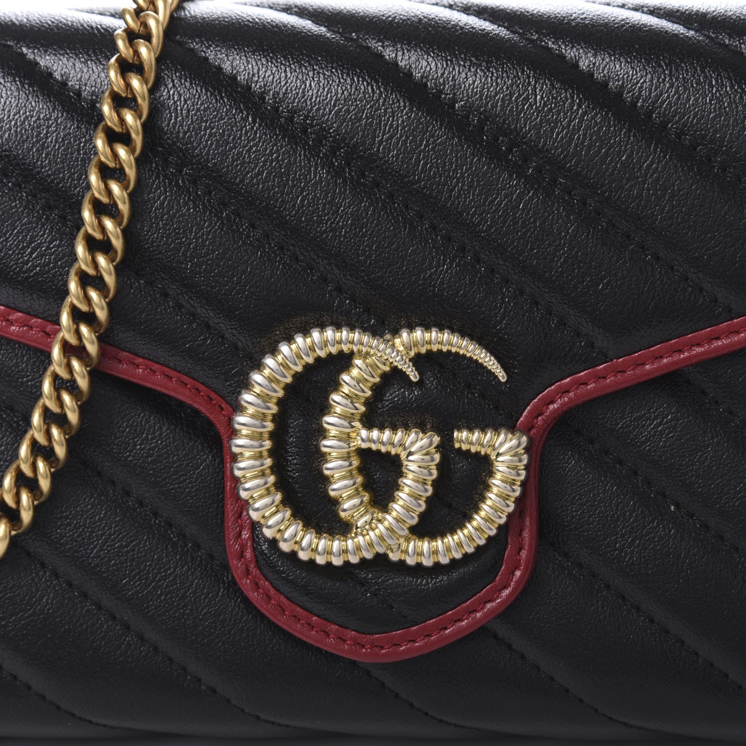 Gucci Vintage Effect Calfskin Matelasse Diagonal Torchon GG Marmont Chain Wallet Black Romantic Cherry 9 of 9
