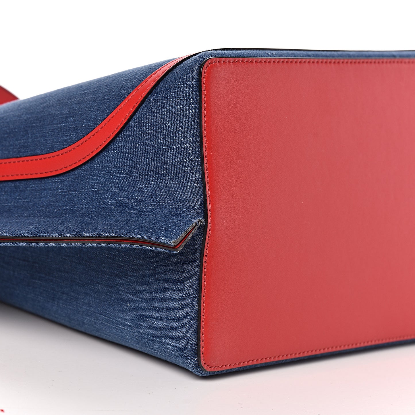 Denim Vlogo Small Escape Tote Blue Red