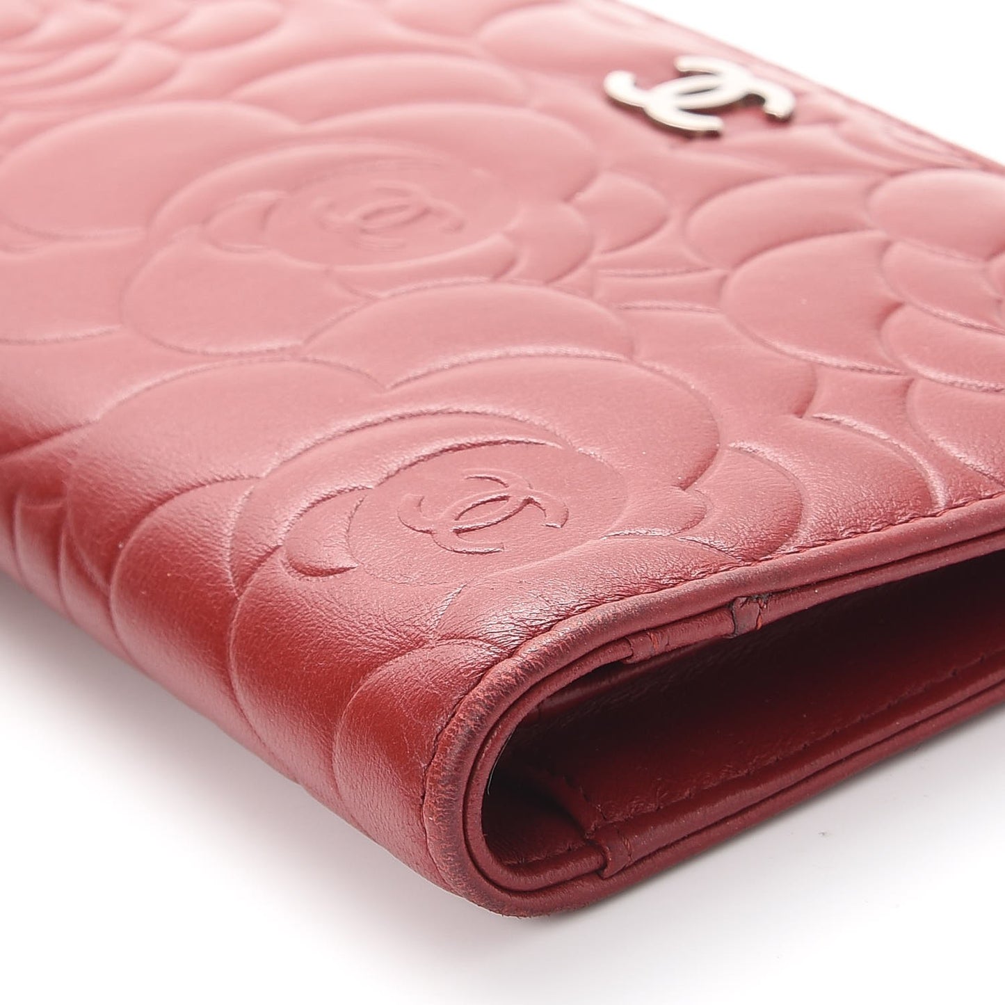 Lambskin Camellia Embossed Yen Wallet Dark Red