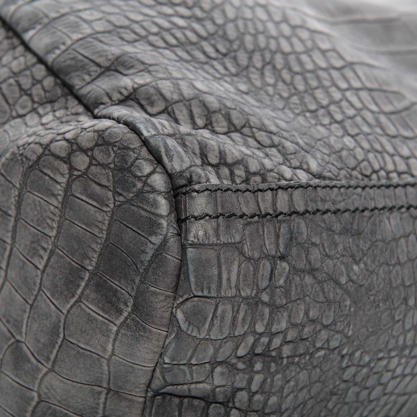 Nubuck Crocodile Embossed Medium Pandora Dark Grey