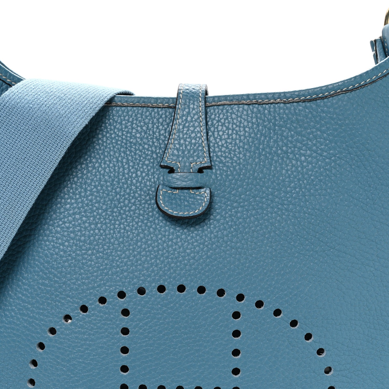【美品】HERMES　エルメス　ブルー　モノグラム柄015 Hermes Taurillon Clemence Evelyne GM Blue Jean 1865211 – FASHIONPHILE