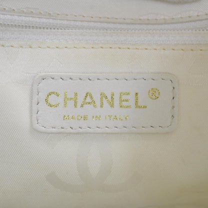Chanel Lambskin Chevron Tote White 7 of 9