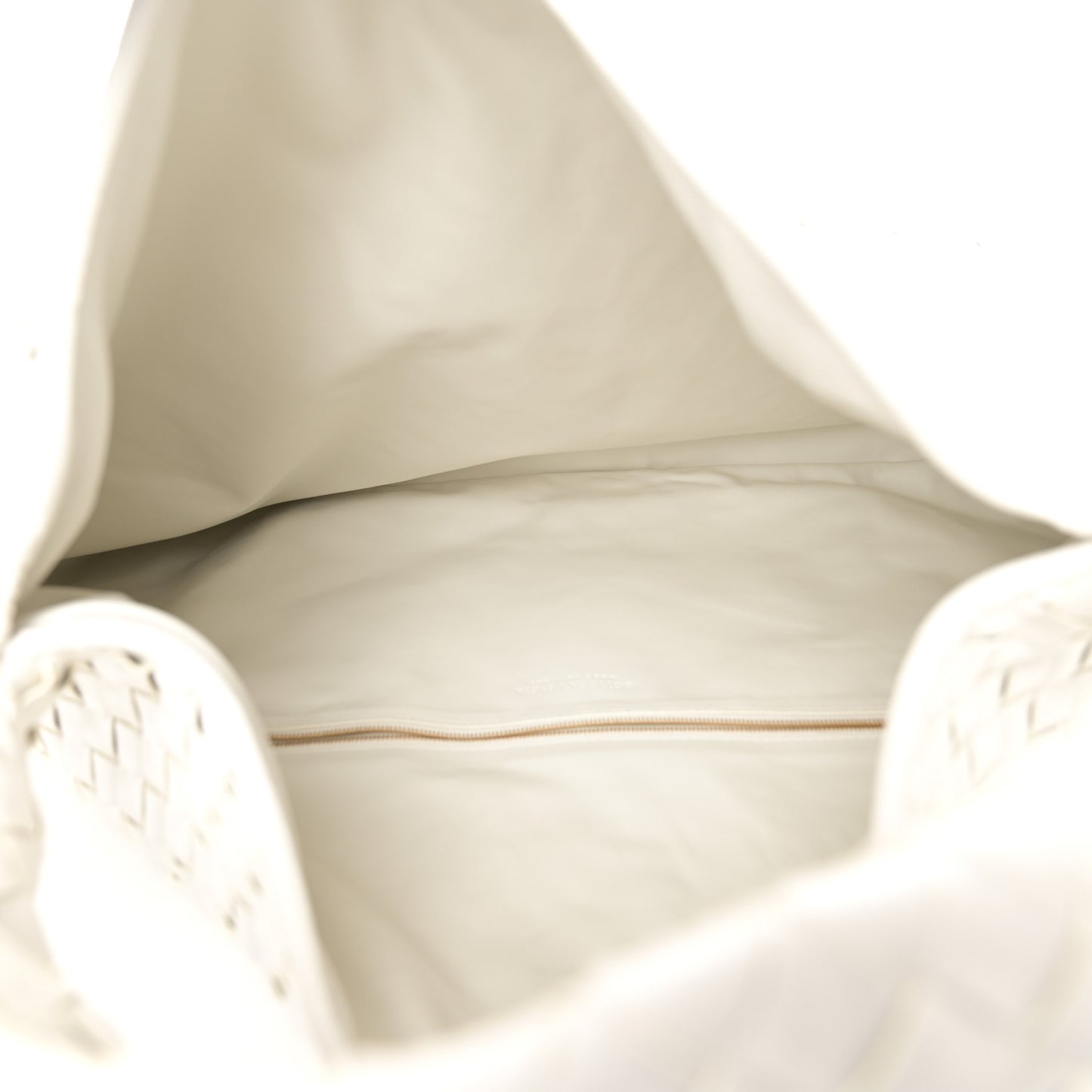 Calfskin Intrecciato Large Hop White