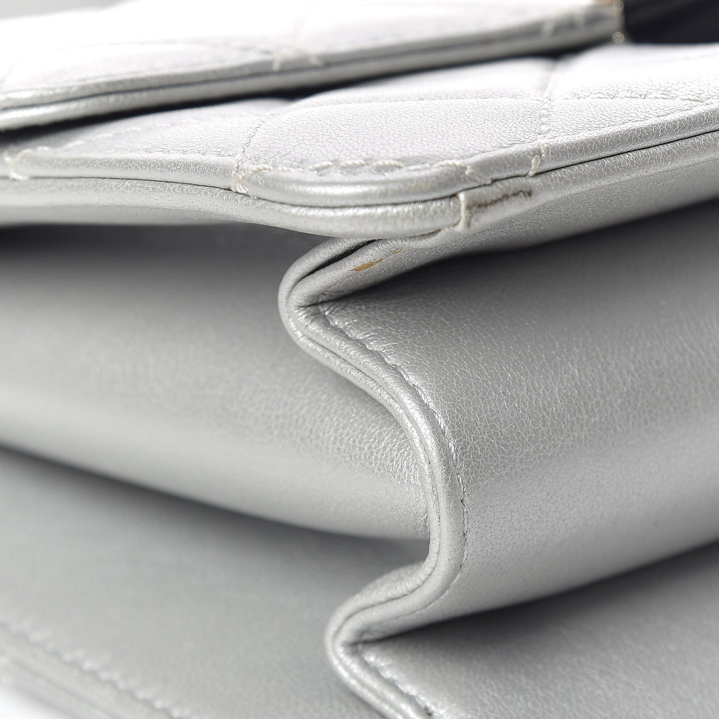 Metallic Sheepskin Quilted Beauty Lock Flap Silver