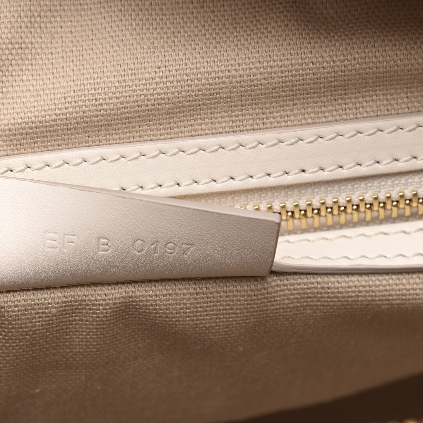 Calfskin Small Sway Off White