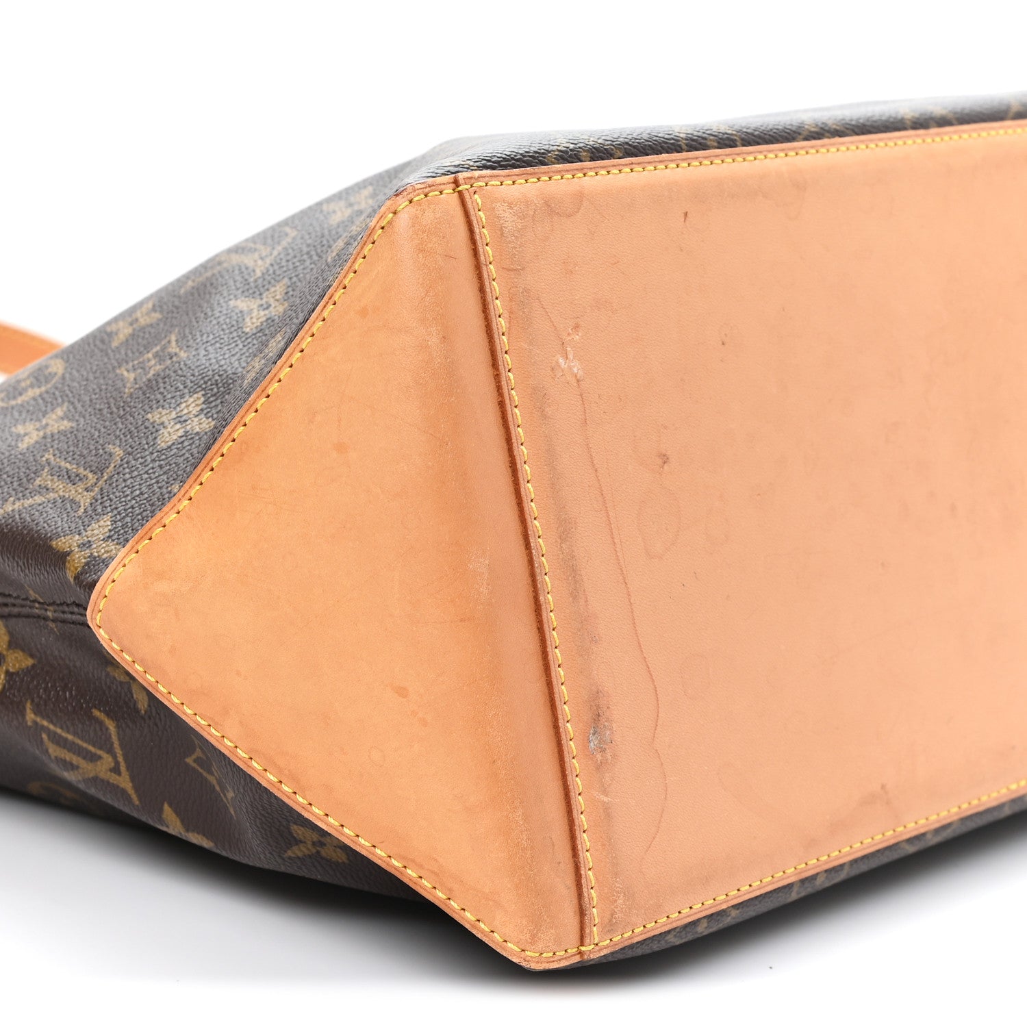 Louis Vuitton Monogram Cabas Mezzo 8 of 10