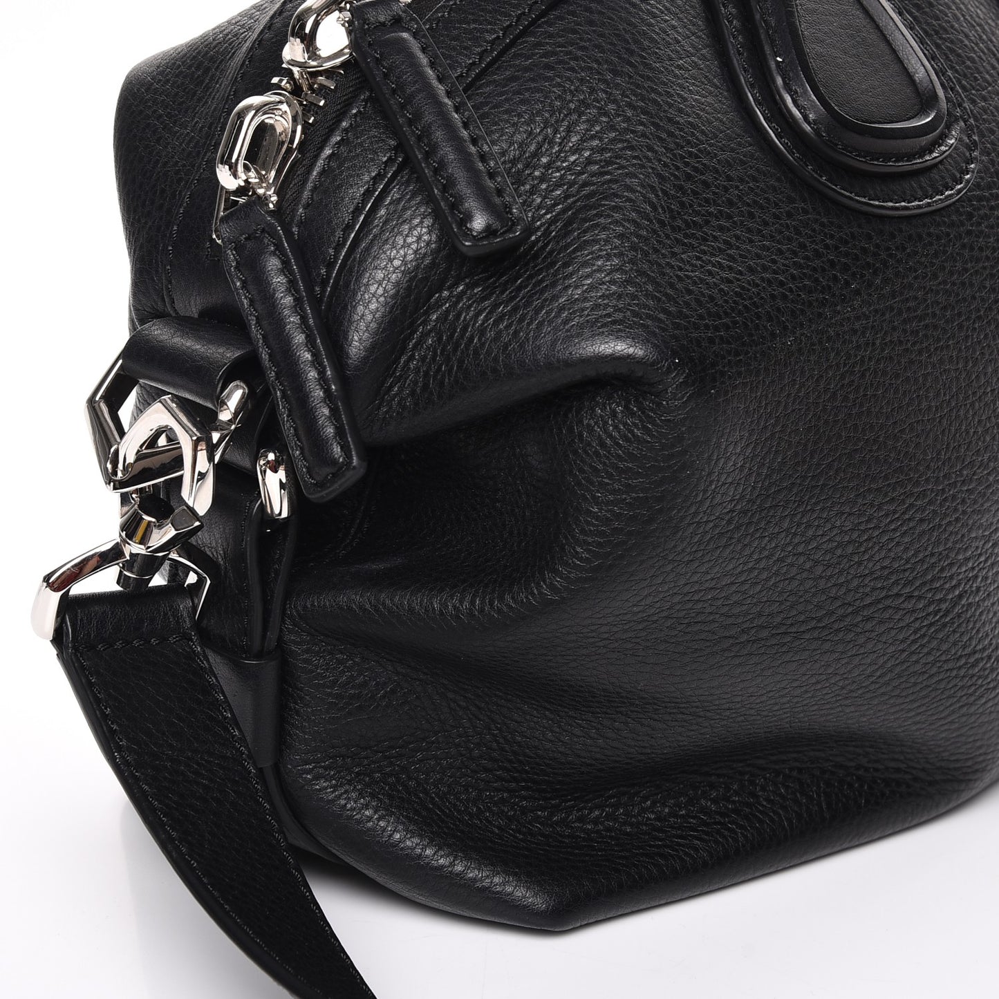 Pebbled Calfskin Small Nightingale Black