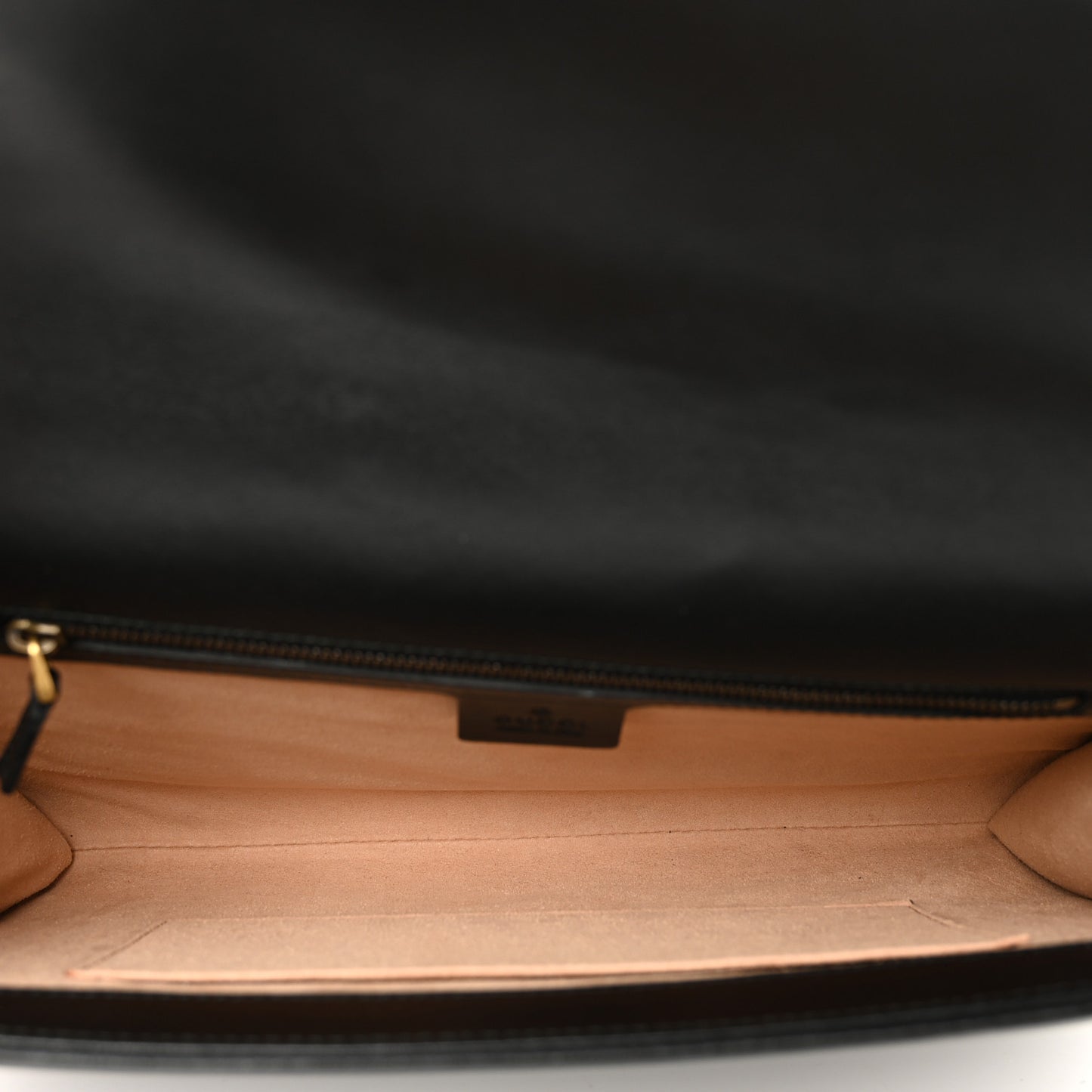 Calfskin Matelasse GG Marmont Clutch Black