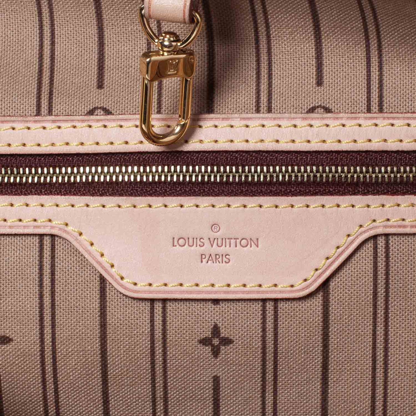 Monogram Delightful GM