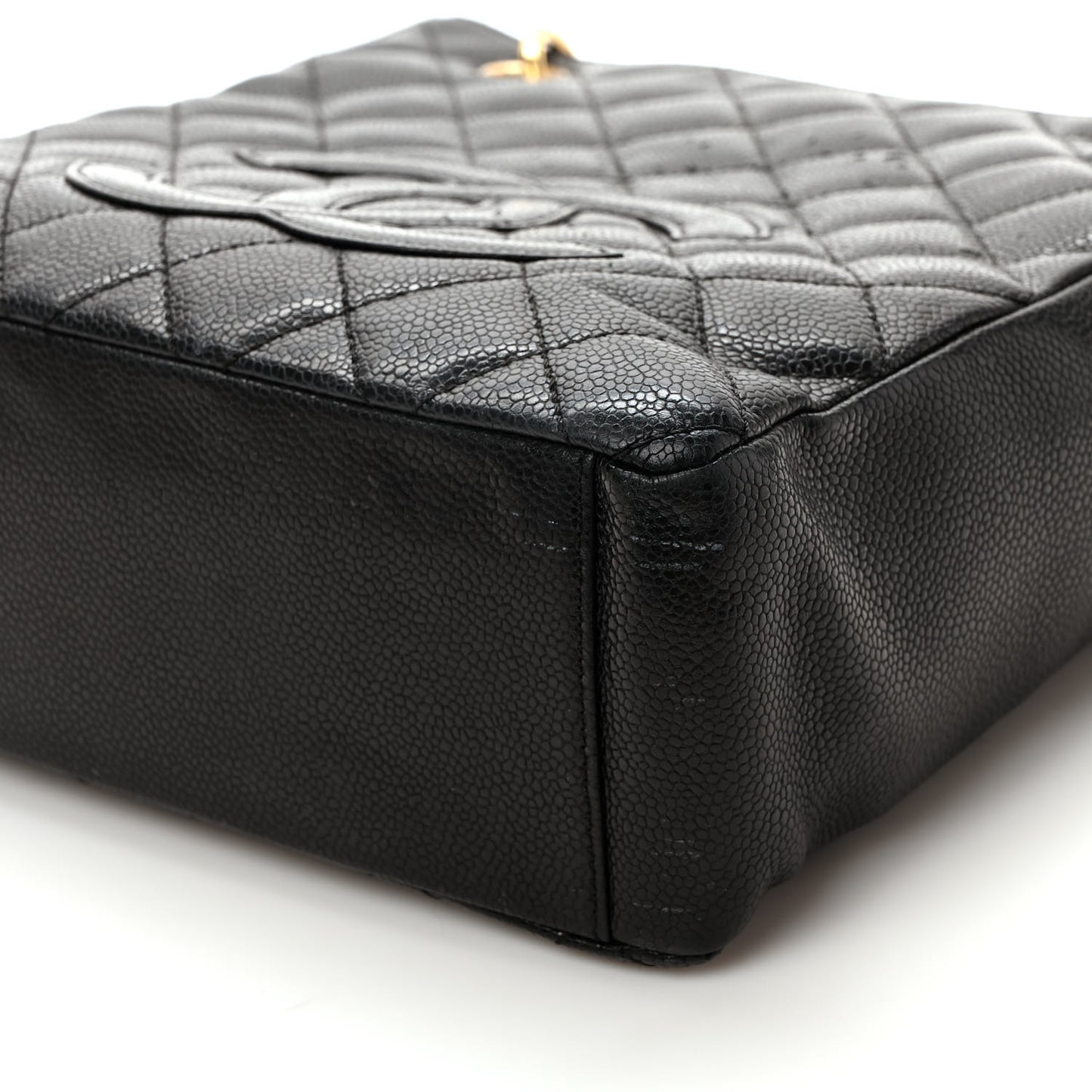 Caviar Quilted Petit Shopping Tote PST Black