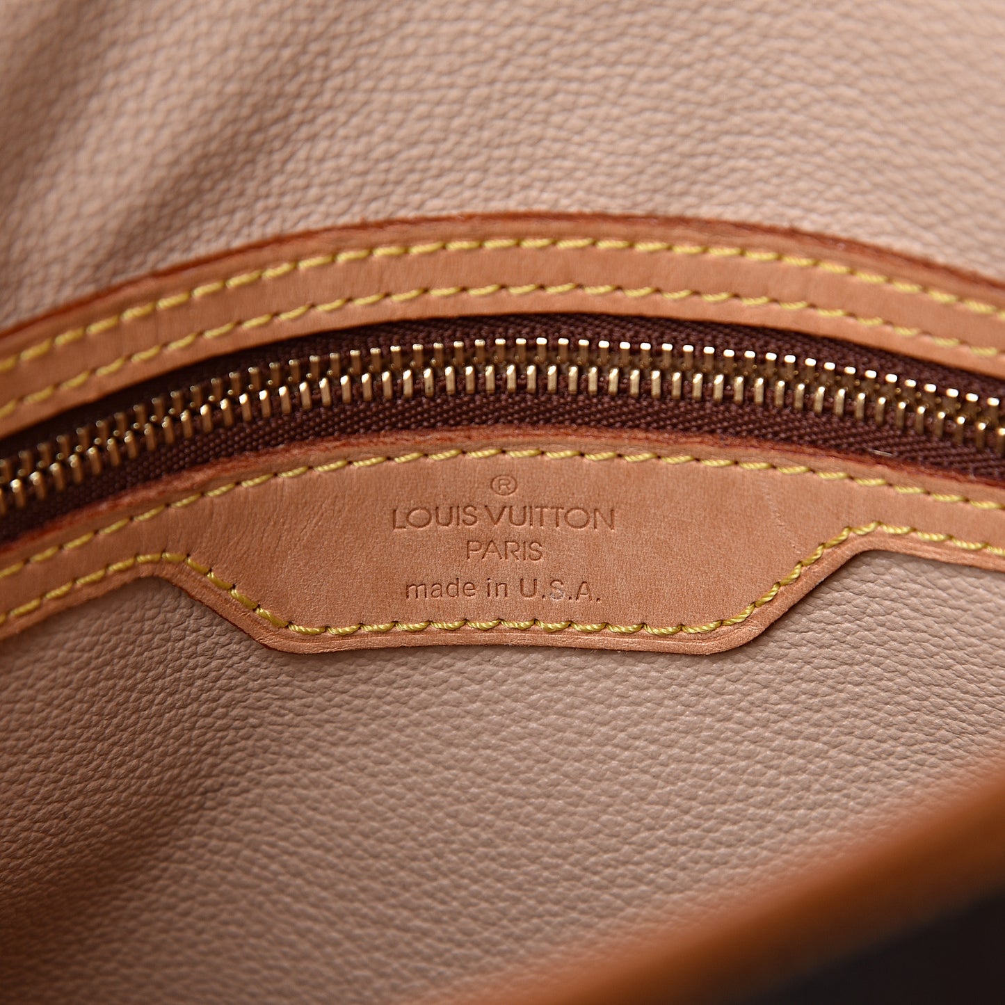 Monogram Petit Bucket 23