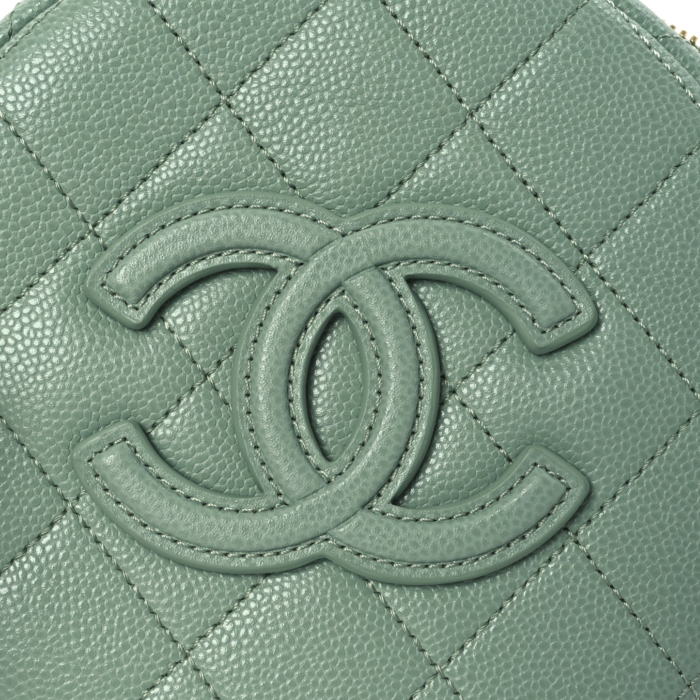 Caviar Quilted Small Round Vanity With Chain Light Green