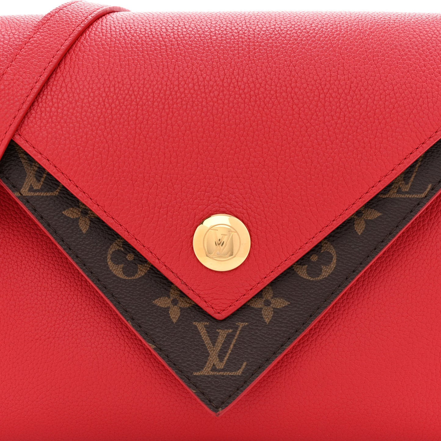 Grained Calfskin Monogram Double V Rubis