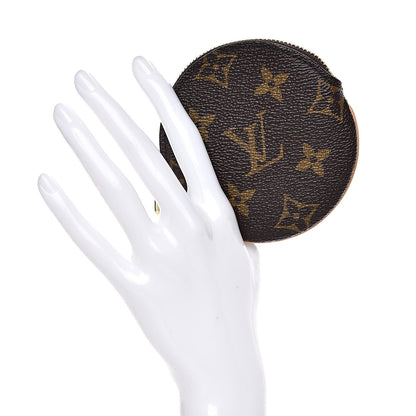 Louis Vuitton Monogram Round Coin Purse 2 of 6