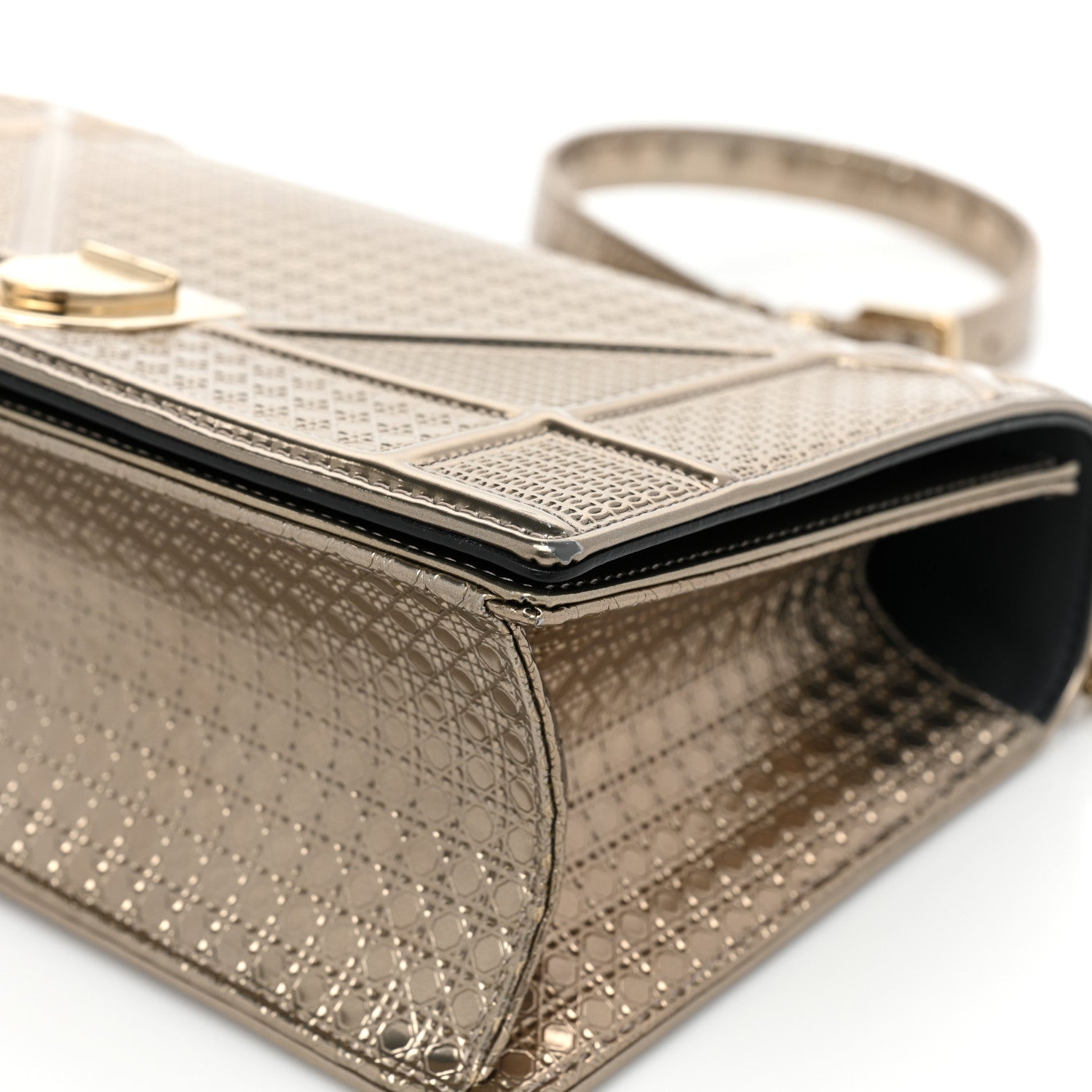 Christian Dior Metallic Patent Micro-Cannage Medium Diorama Flap Bag Gold 13 of 16