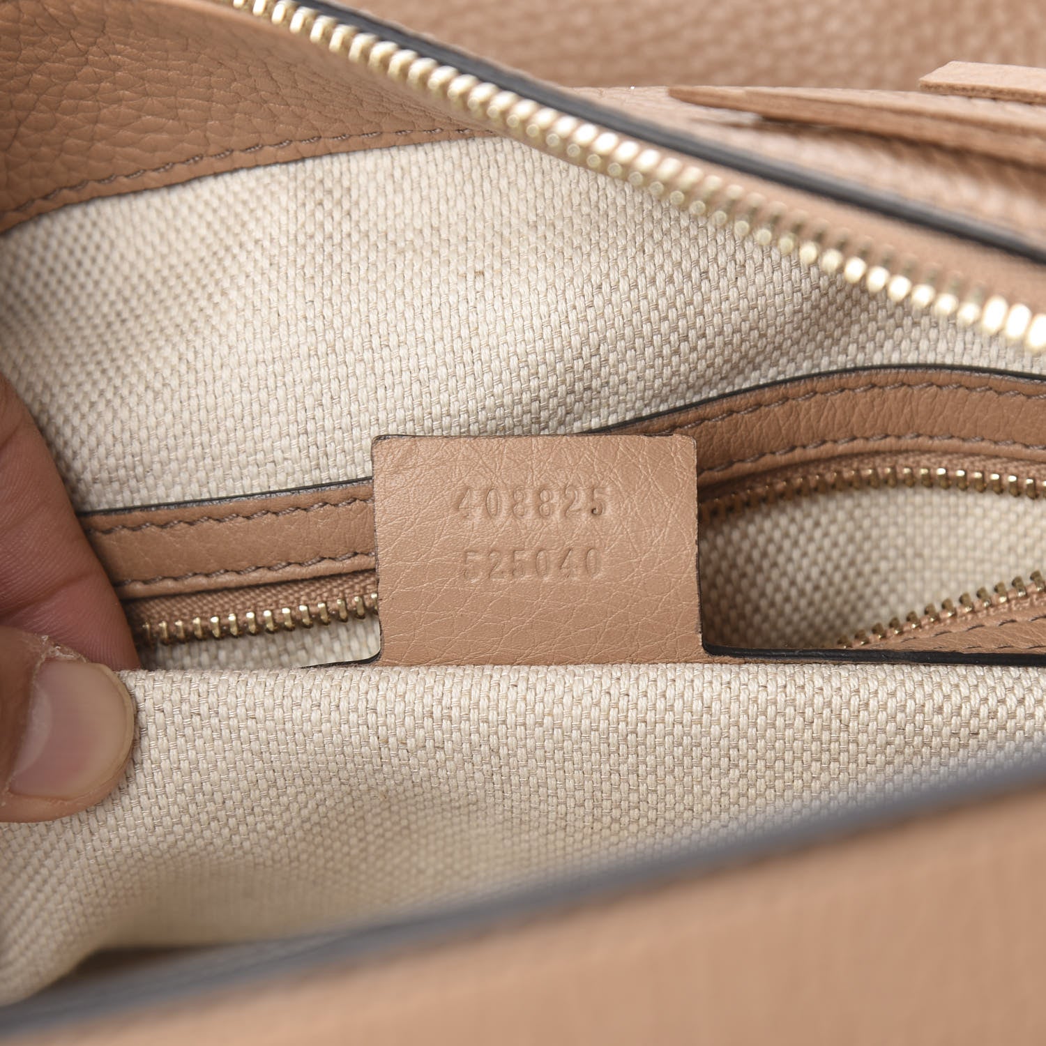 Gucci Pebbled Calfskin Large Soho Hobo Camelia 6 of 9