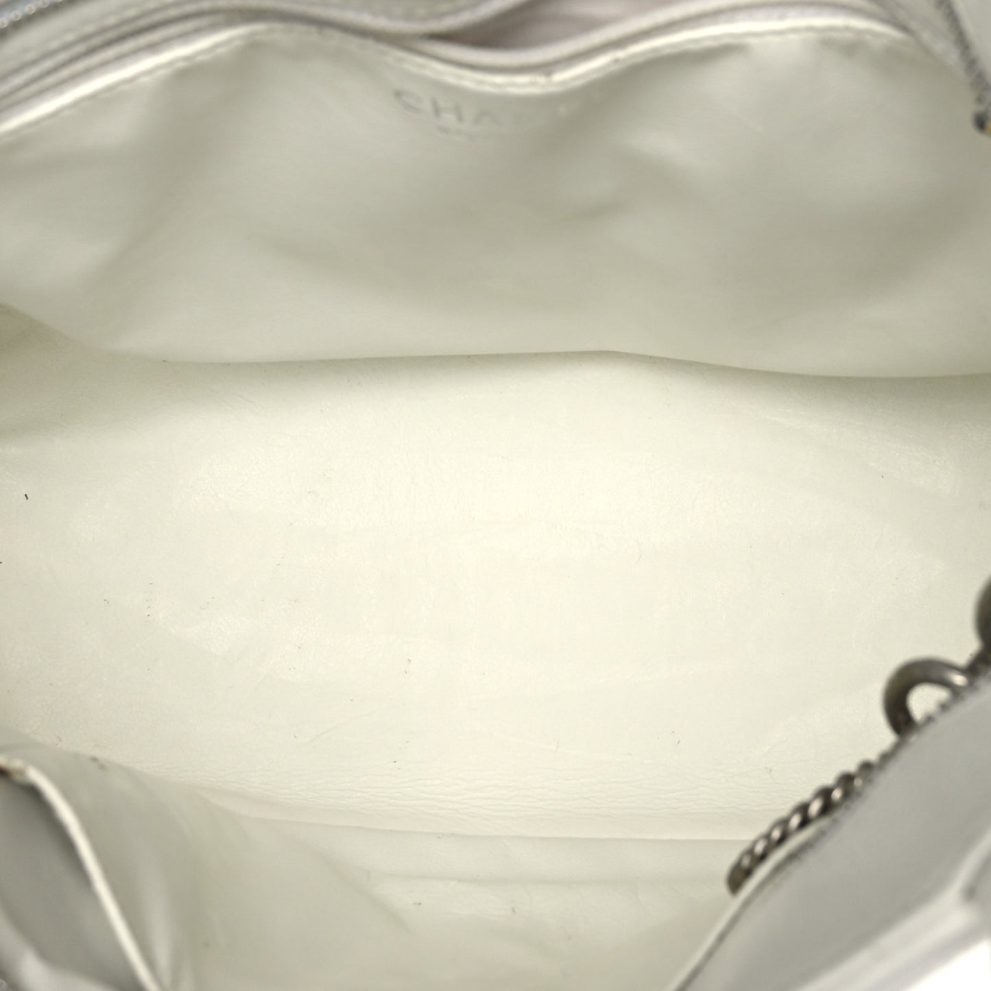 Caviar Quilted Medallion Tote White