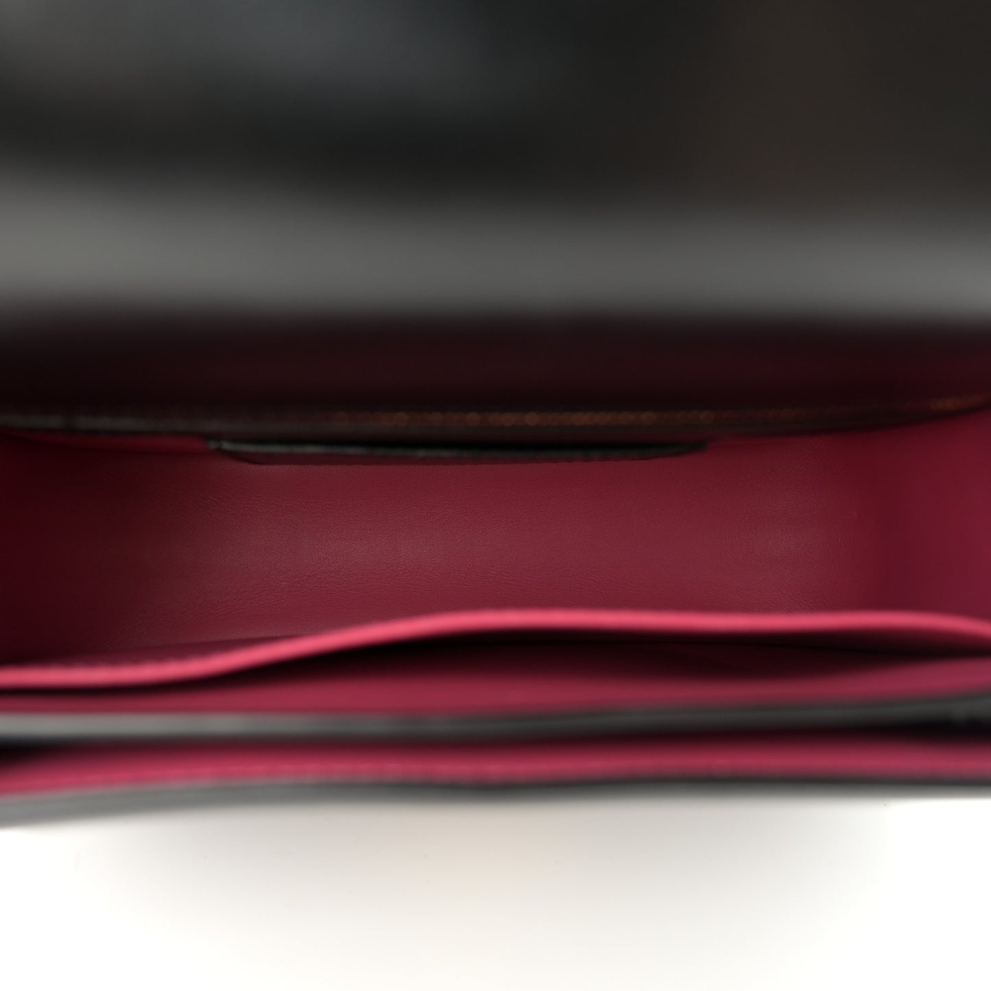 Smooth Calfskin LV Pont 9 Black