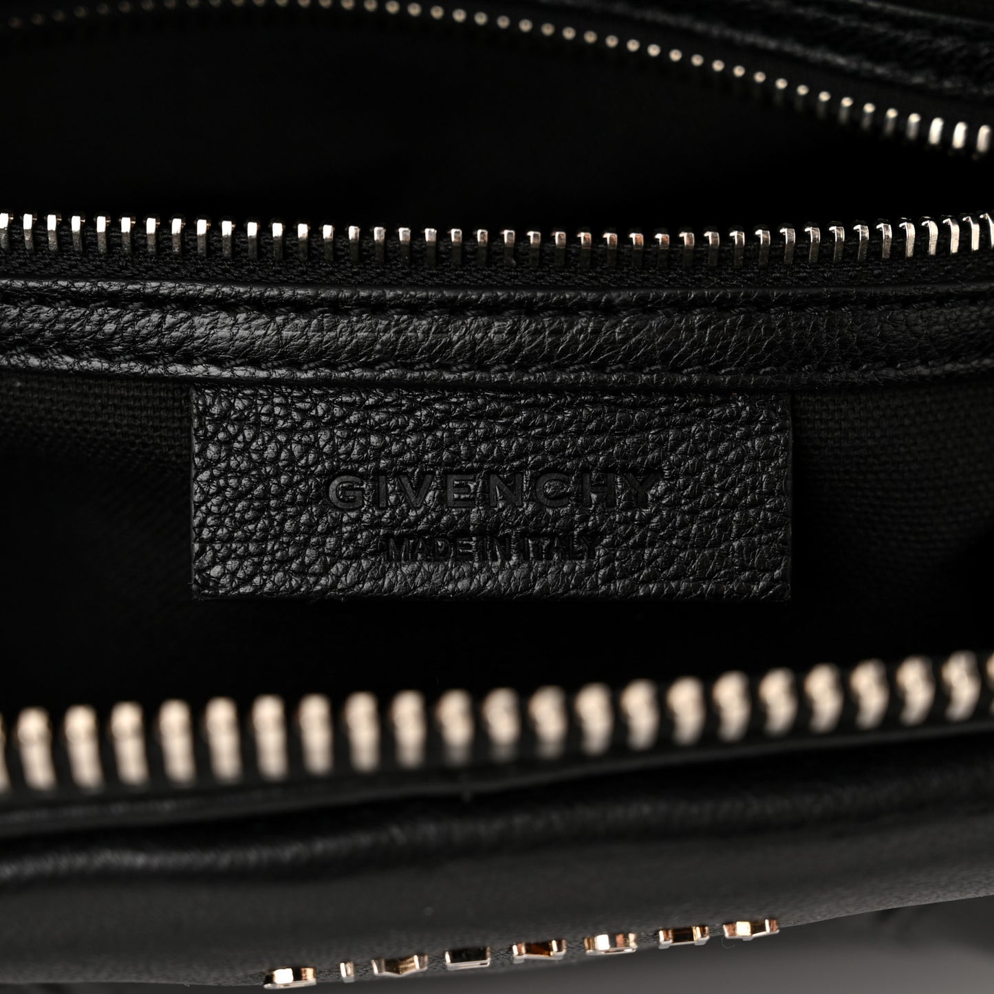 Sugar Goatskin Small Antigona Black