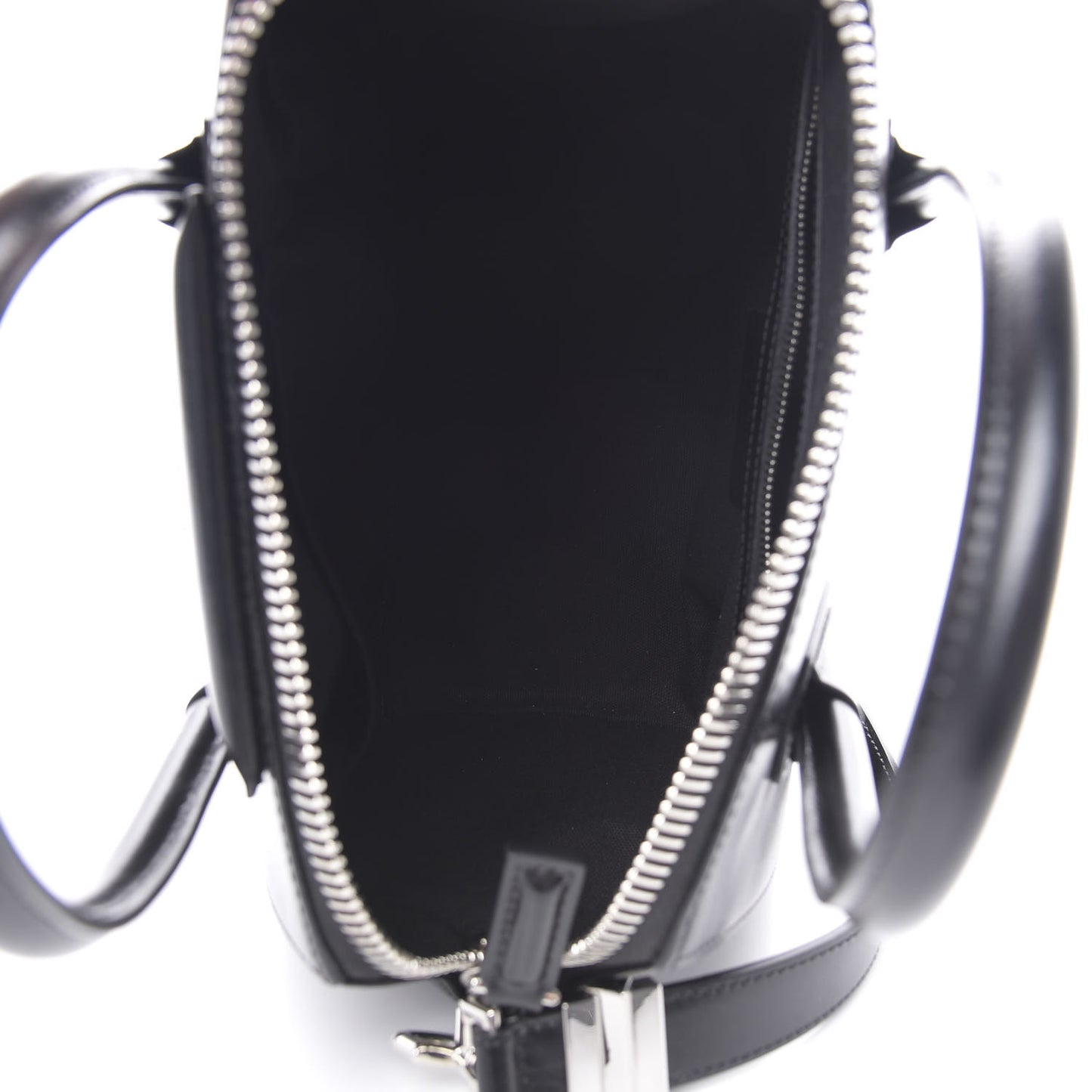 Shiny Lord Calfskin Small Antigona Black