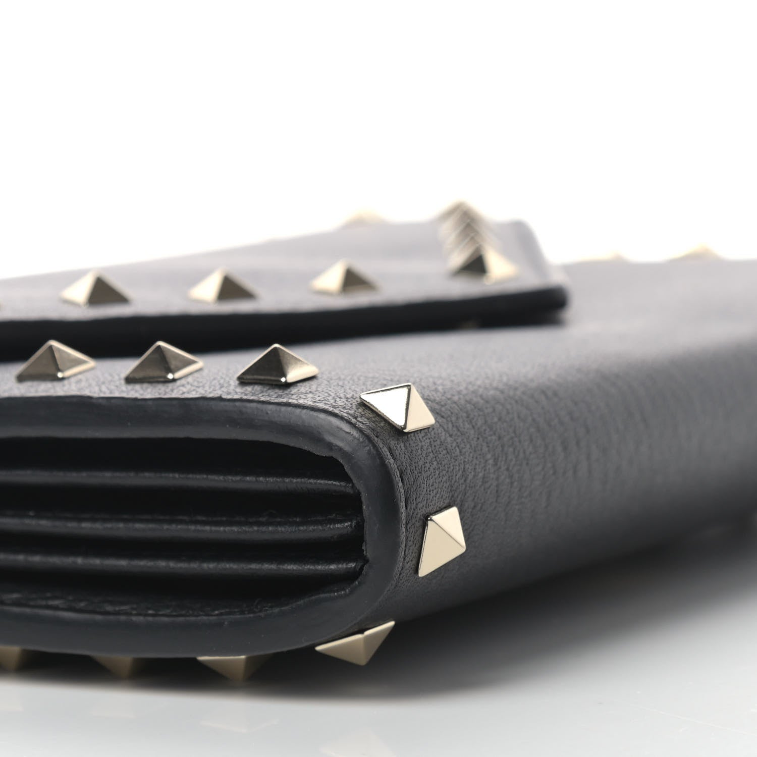 Valentino Garavani Pebbled Calfskin Rockstud Envelope Wallet on Chain Black 8 of 10