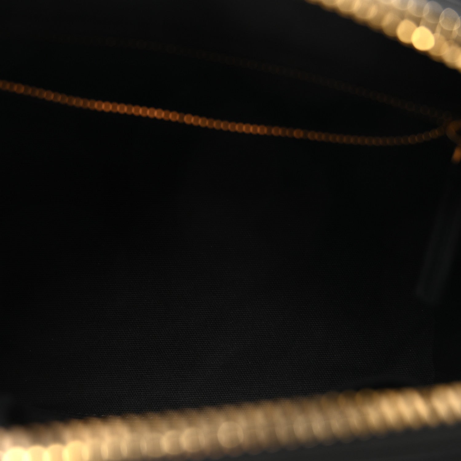 Givenchy Calfskin Chain Detail Small Antigona Black 5 of 10