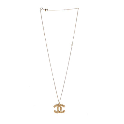 Chanel CC Necklace Matte Gold 4 of 6