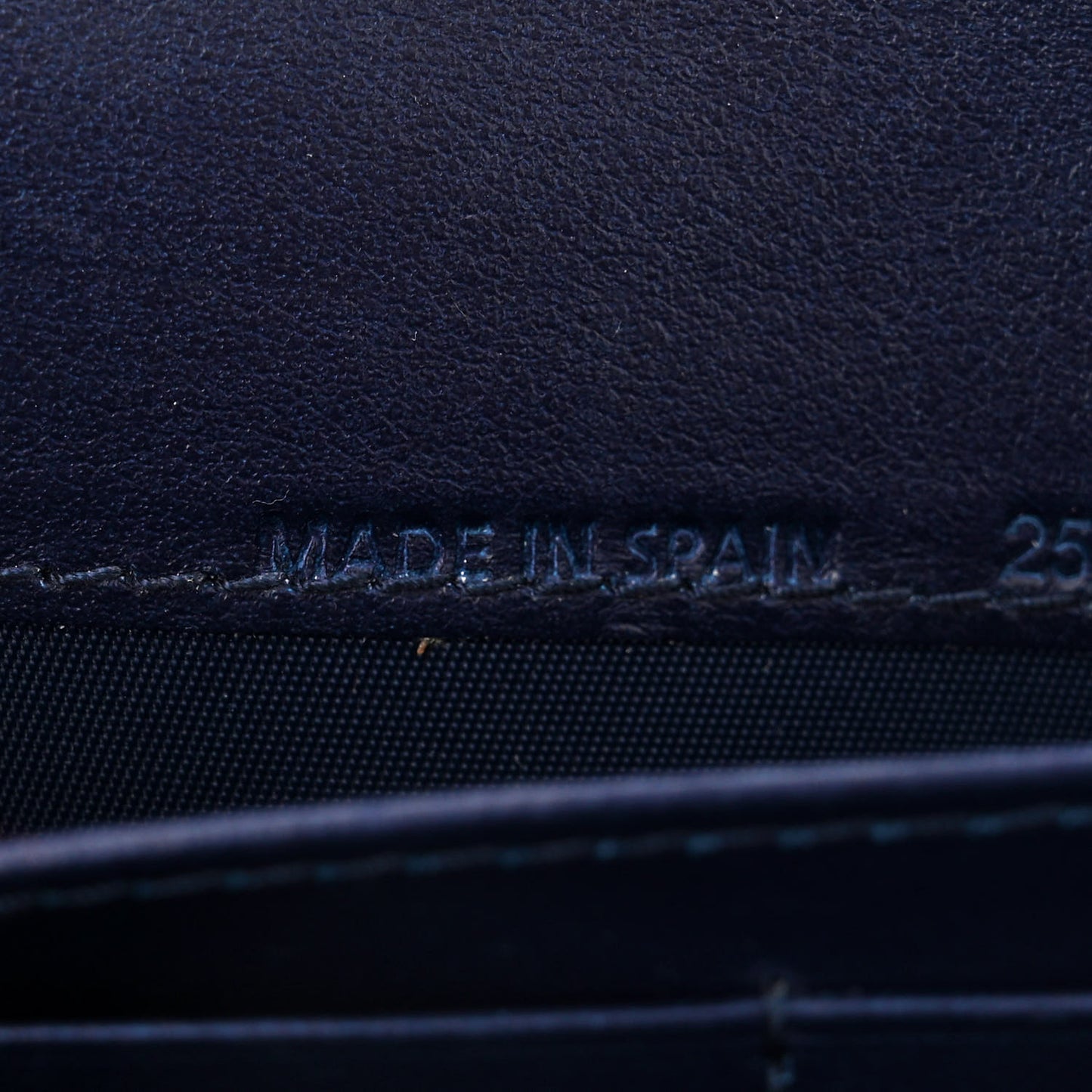 Patent Cannage Chain Wallet Navy Blue