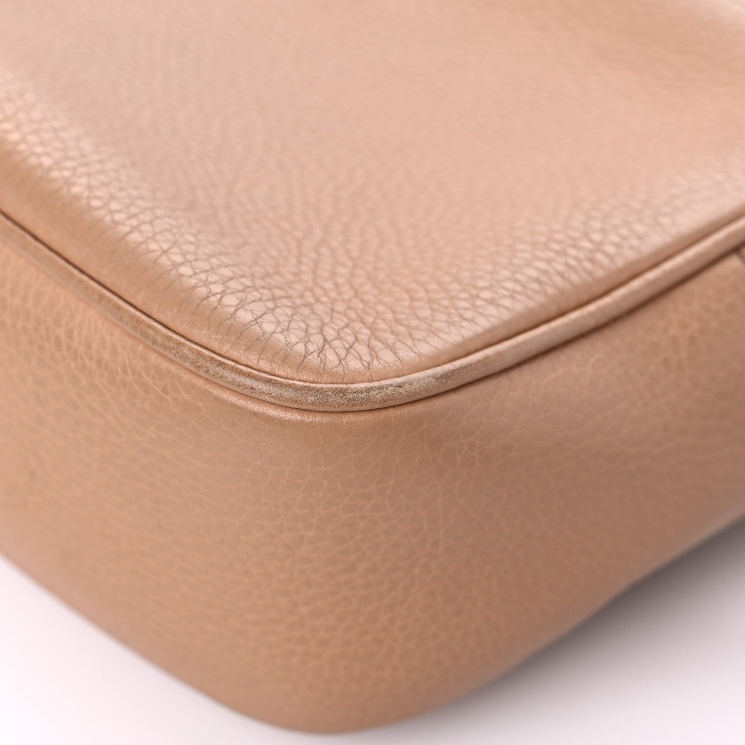 Gucci Pebbled Calfskin Small Soho Disco Bag Camelia 12 of 27