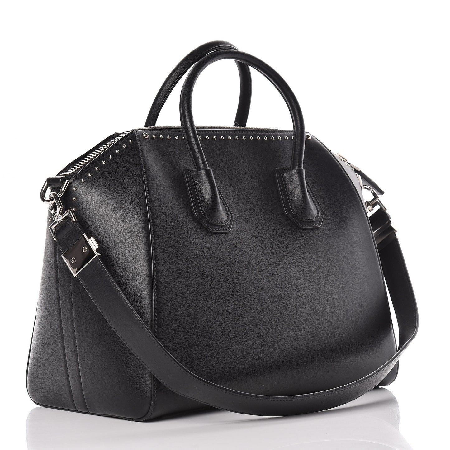Calfskin Medium Studded Antigona Black