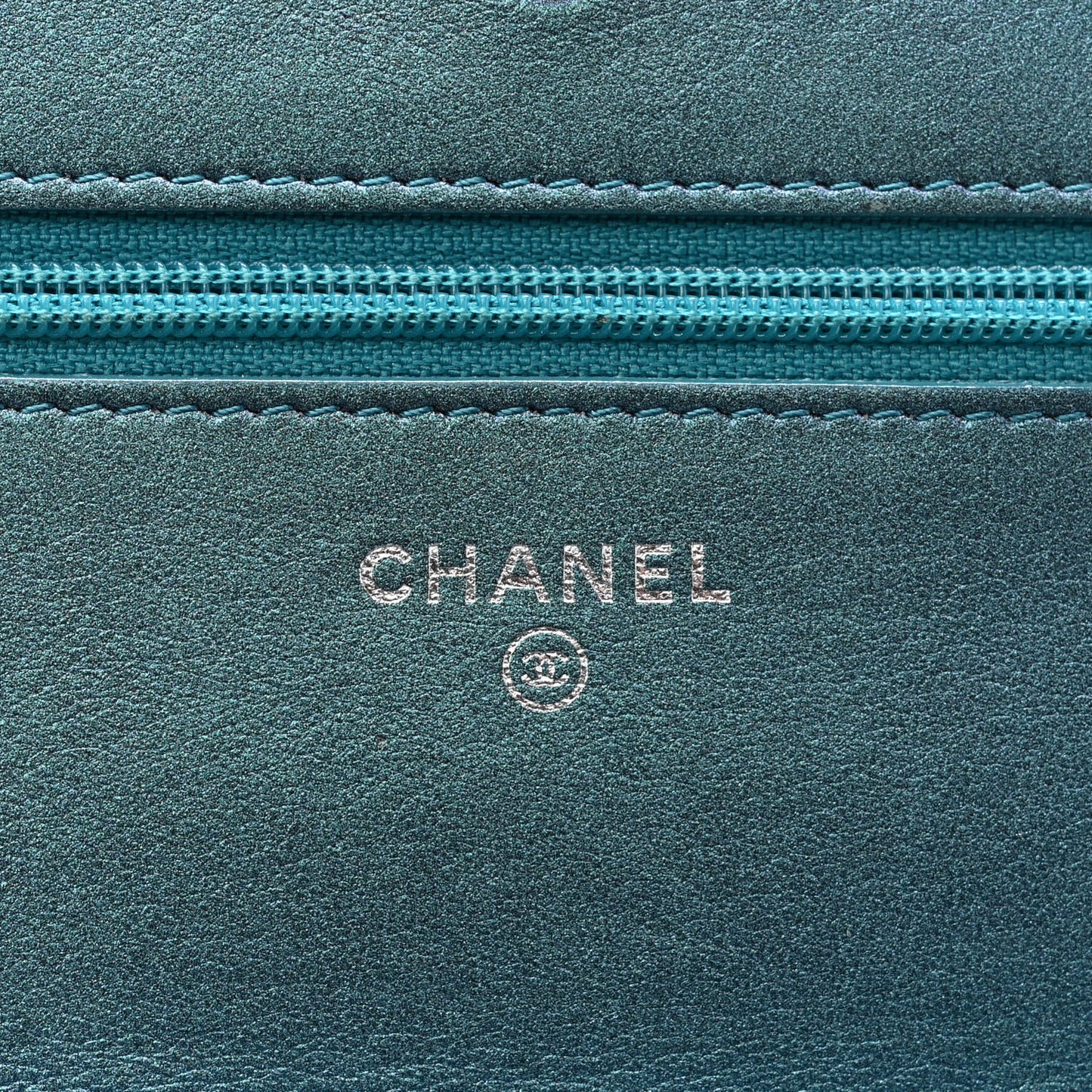 Metallic Lambskin Wallet On Chain WOC Turquoise