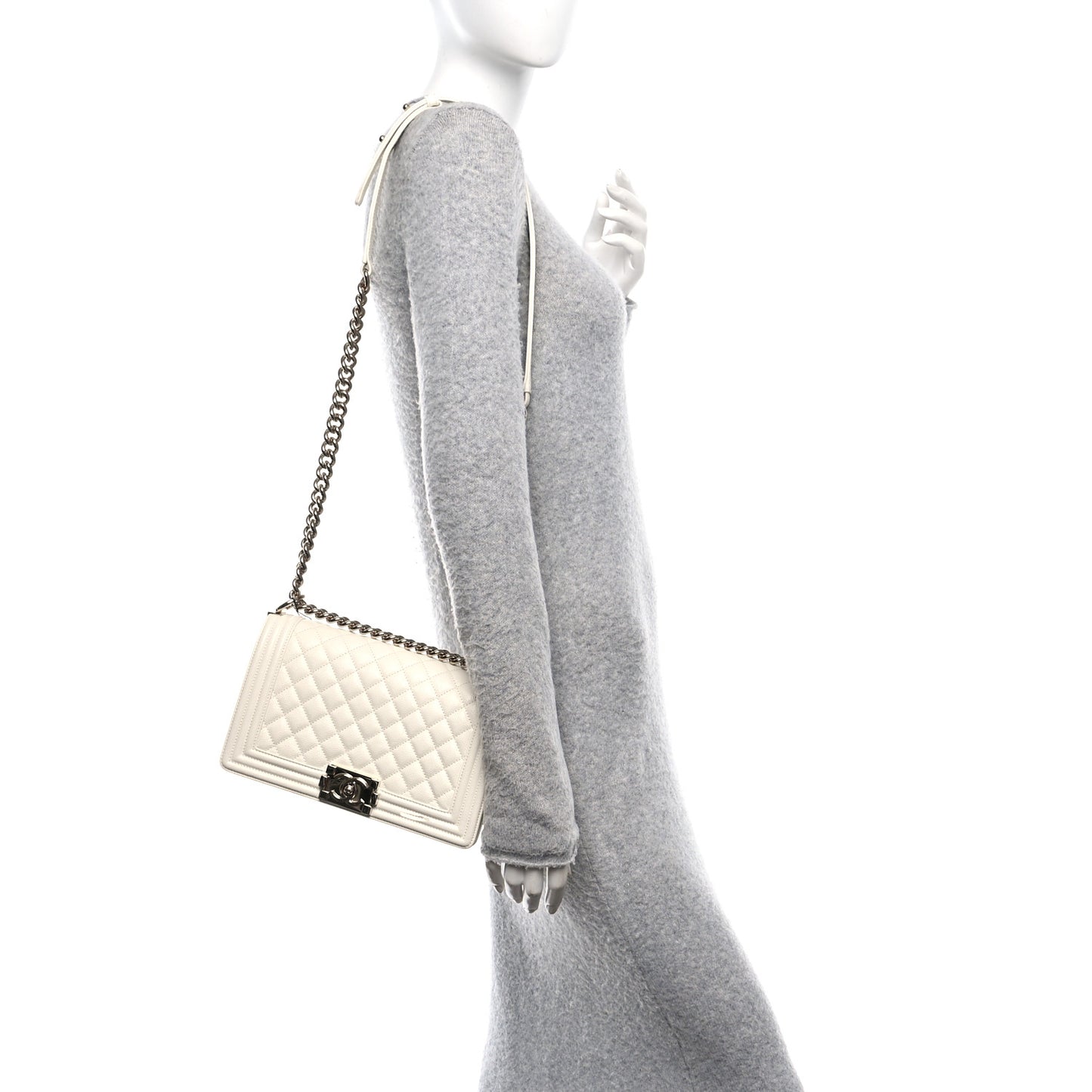 Caviar Quilted Medium Boy Flap White