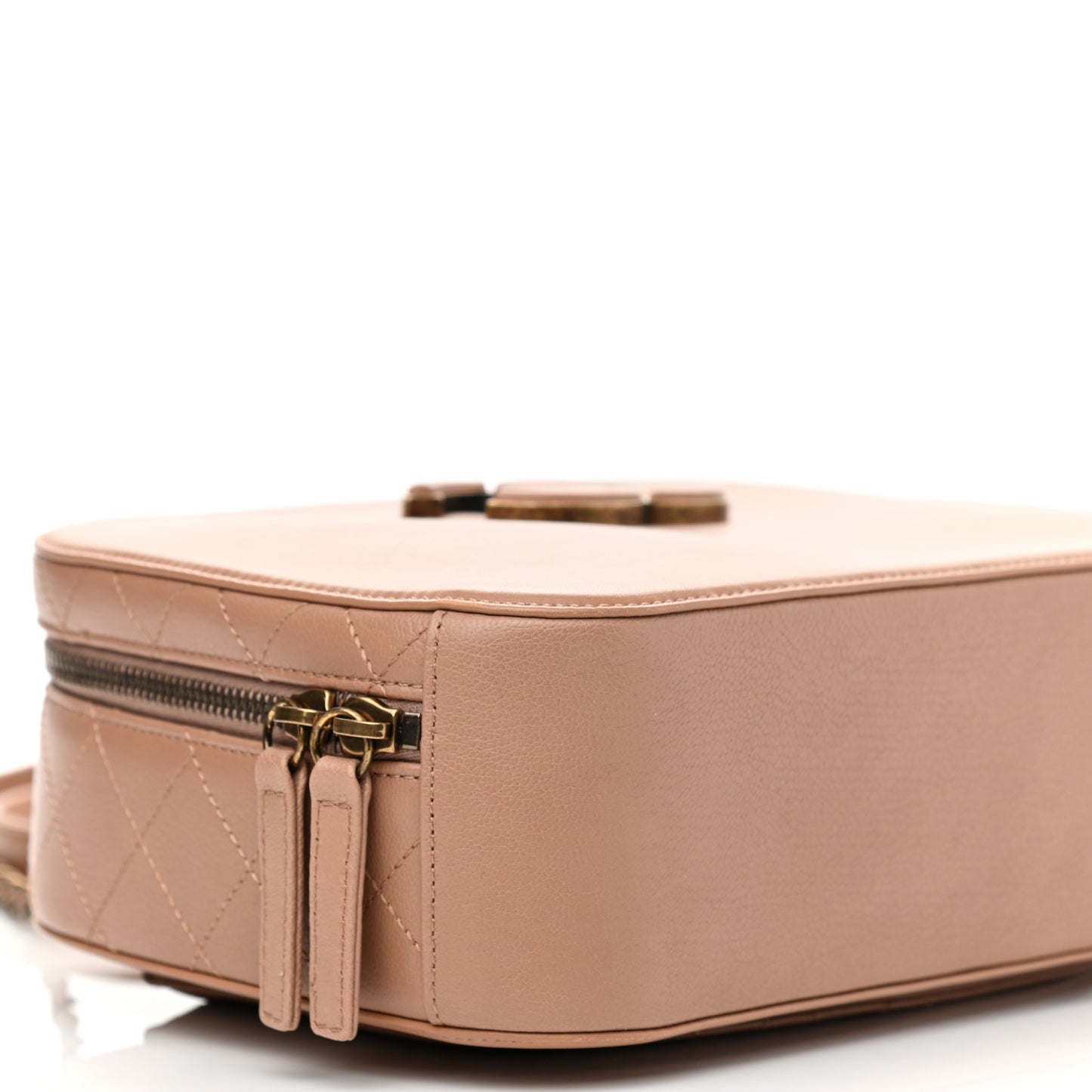 Shiny Calfskin Goatskin Quilted Coco Curve Vanity Beige