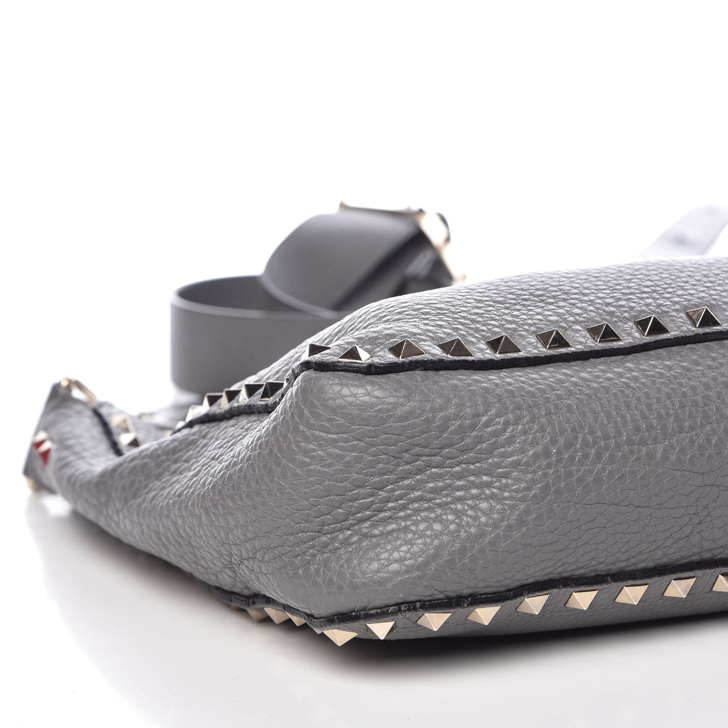 Pebbled Calfskin Small Rockstud Flip-Lock Messenger Bag Pebble