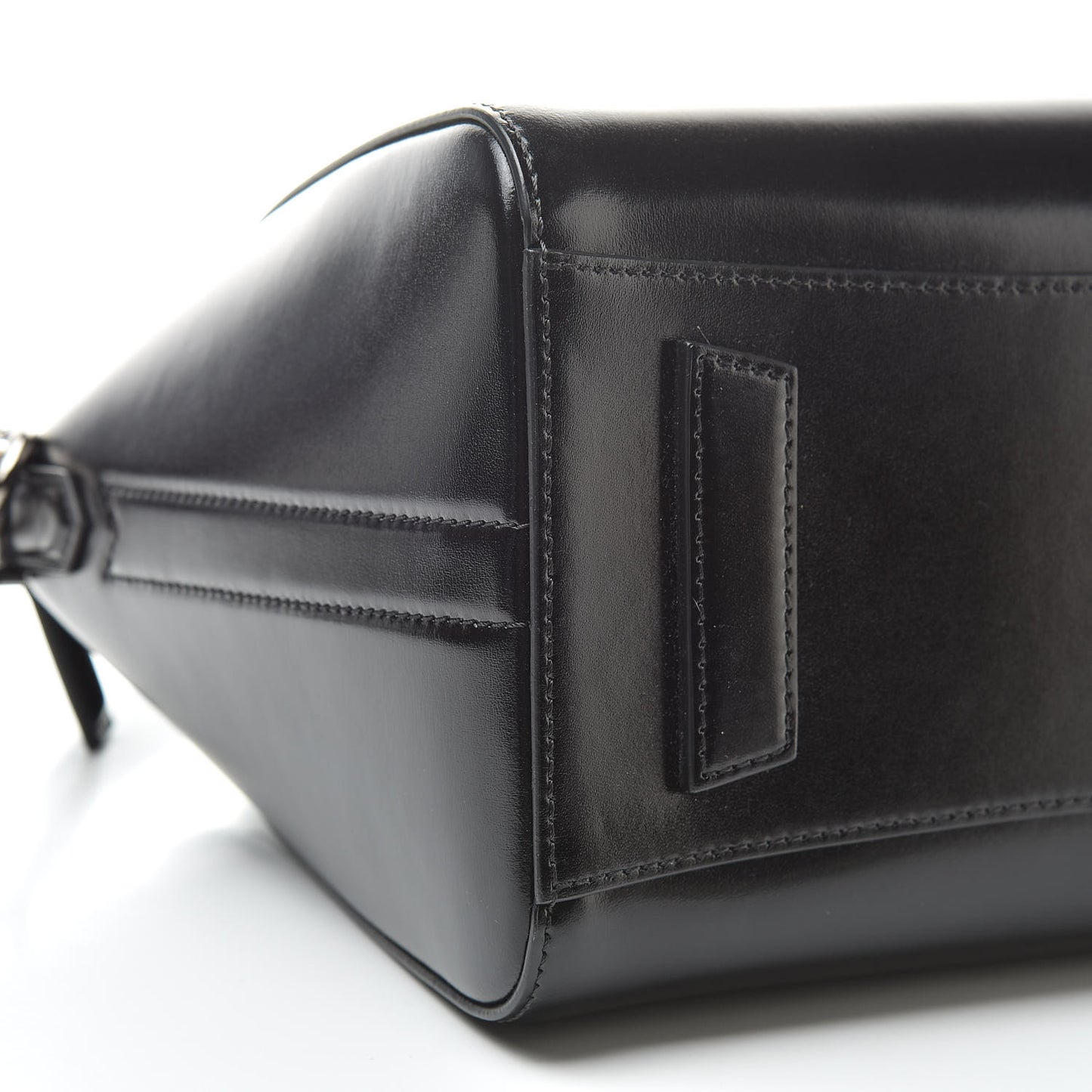 Shiny Lord Calfskin Small Antigona Black