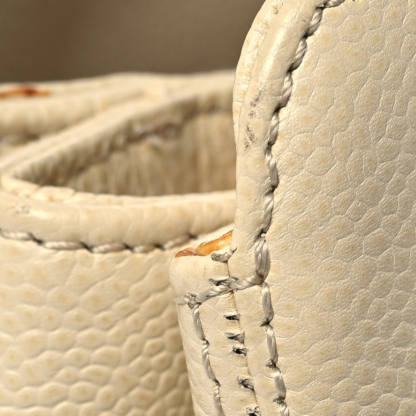 Caviar Wood Handle Handbag Beige