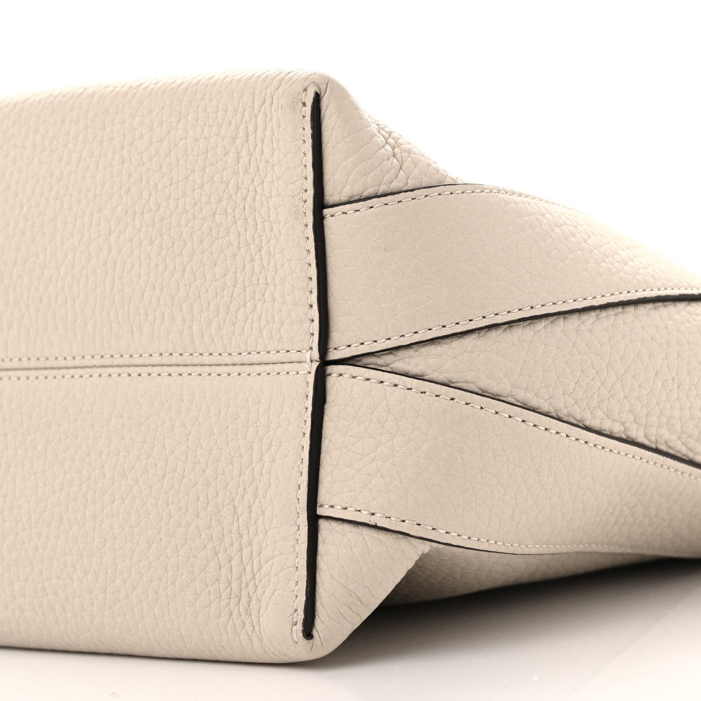 Heavy Grain Bayswater North South Tote Chalk