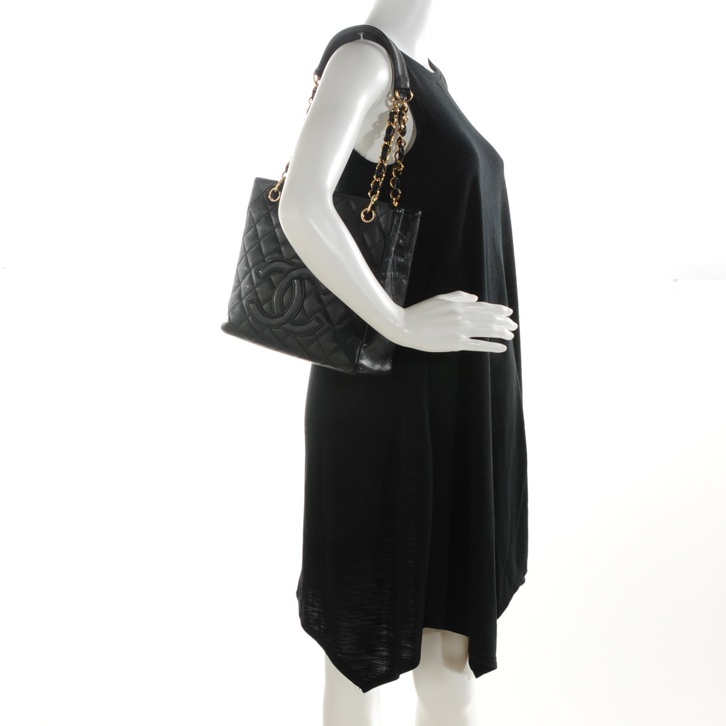 Caviar Quilted Petit Shopping Tote PST Black