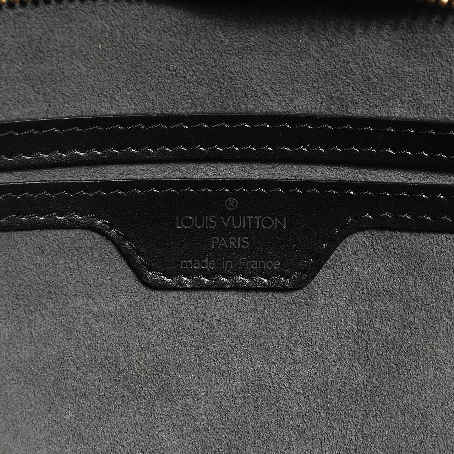 Epi Saint Jacques PM Long Straps Black