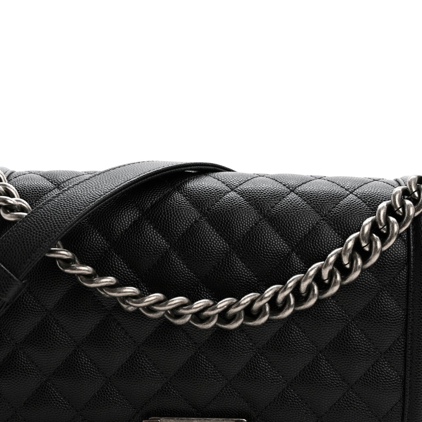 Caviar Quilted Medium Boy Flap Black