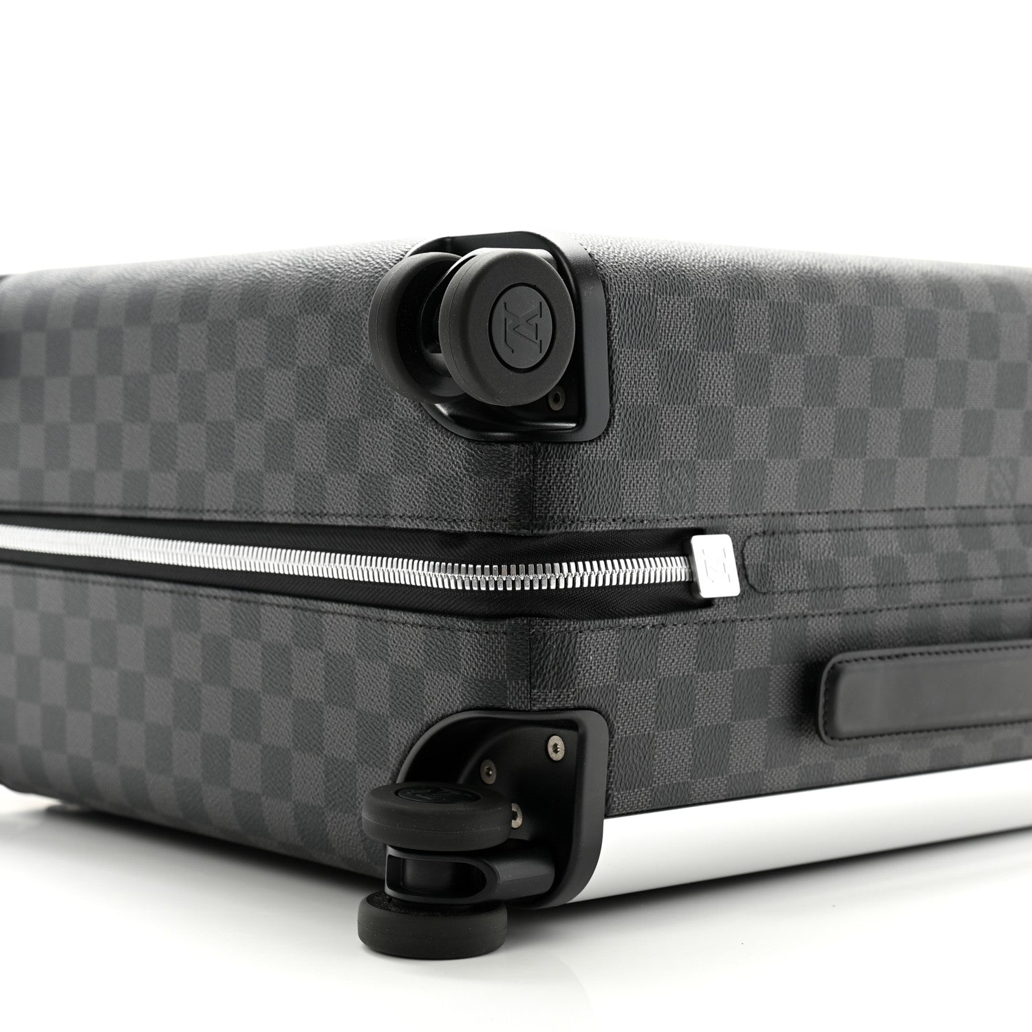 Louis Vuitton Damier Graphite Horizon 8 of 10