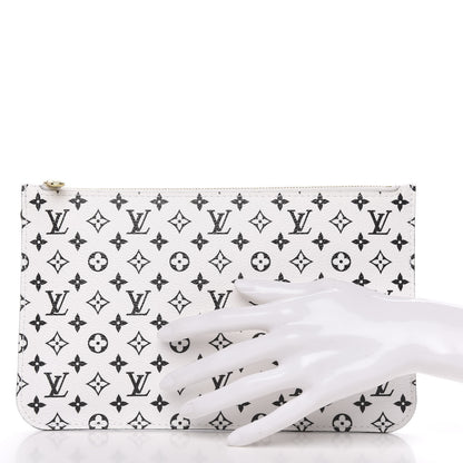 Louis Vuitton Monogram Giant Neverfull MM GM Pochette White 2 of 7