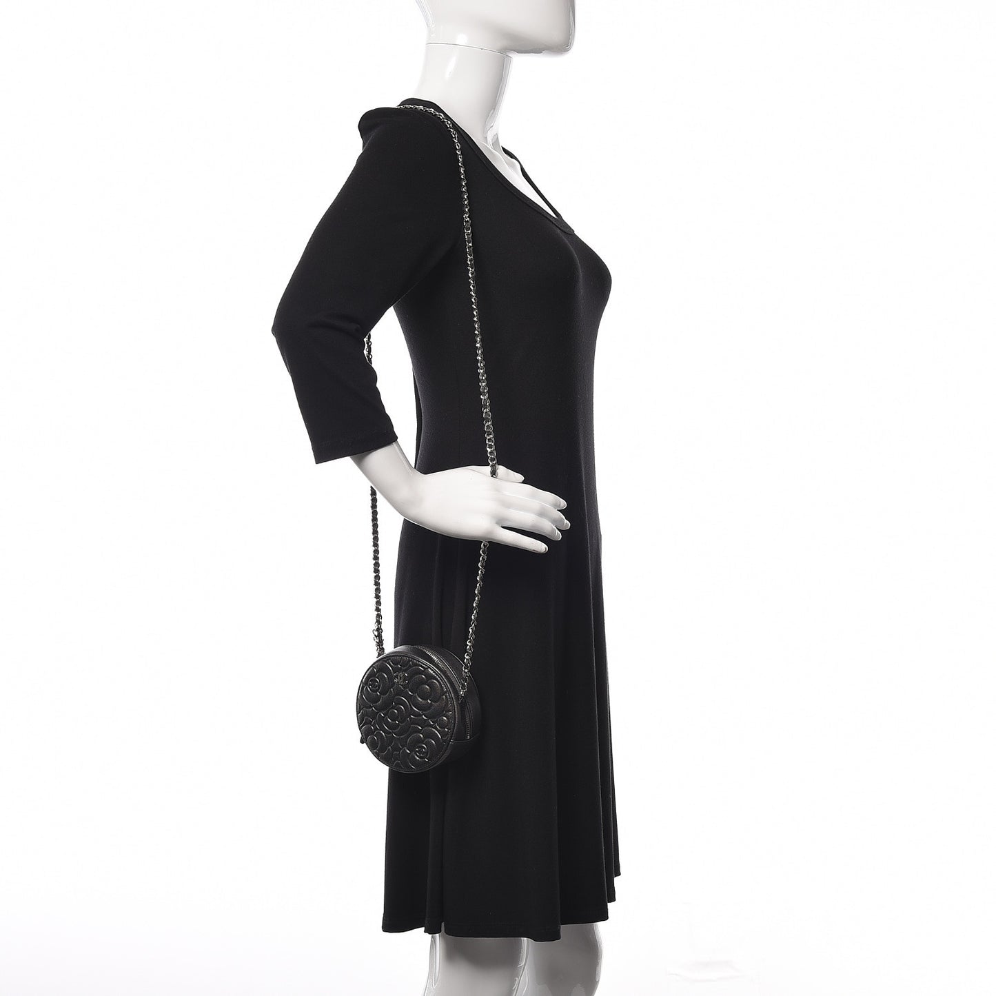 Goatskin Camellia Quilted Round Clutch With Chain Grey