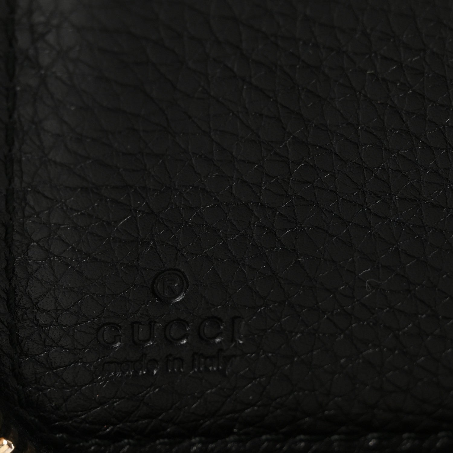 Gucci Pebbled Calfskin Soho Zip Around Wallet Black 6 of 8
