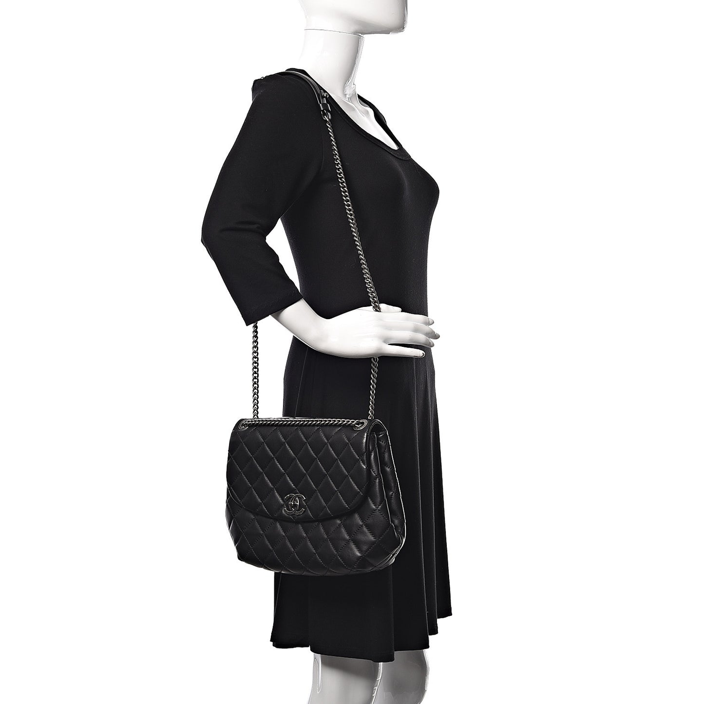 Lambskin Quilted Large Daily Supple Flap Black